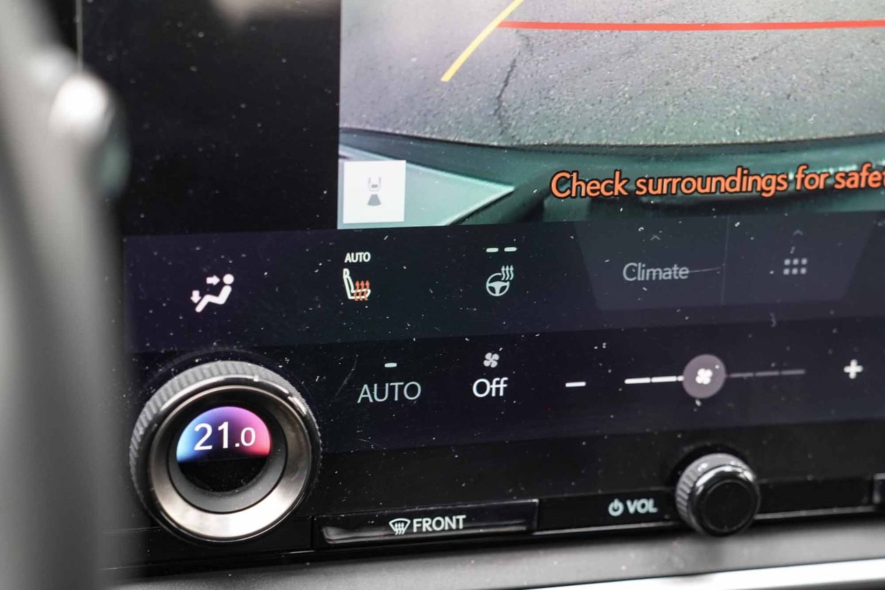 2023 Lexus RZ 450e SIGNATURE AWD DIRECT4 BAS KM