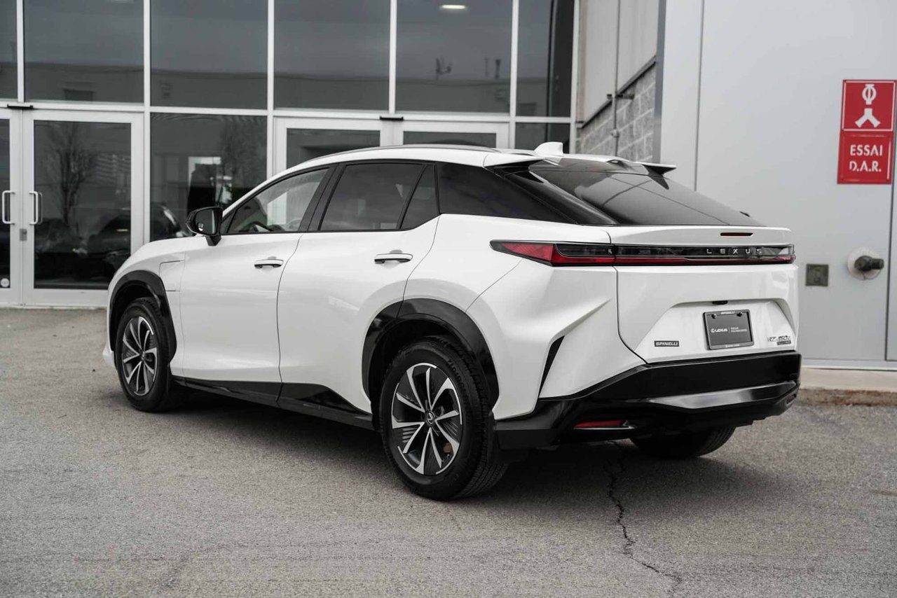 2023 Lexus RZ 450e SIGNATURE AWD DIRECT4 BAS KM