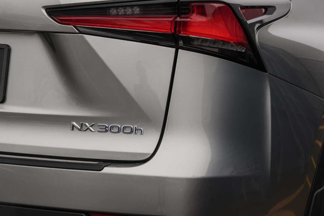 2020 Lexus NX 300h 300h PREMIUM HYBRIDE BAS KM CUIR TOIT CARPLAY
