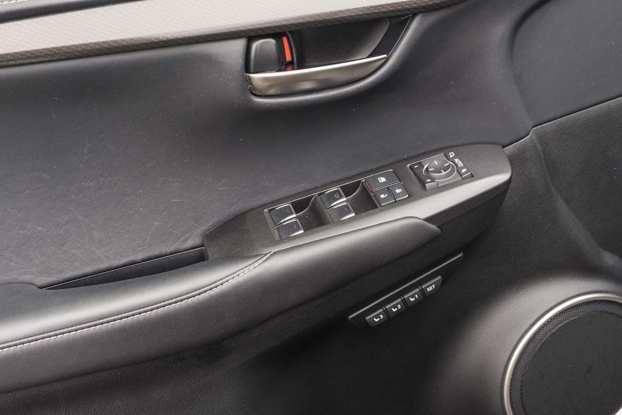 2020 Lexus NX 300h 300h PREMIUM HYBRIDE BAS KM CUIR TOIT CARPLAY