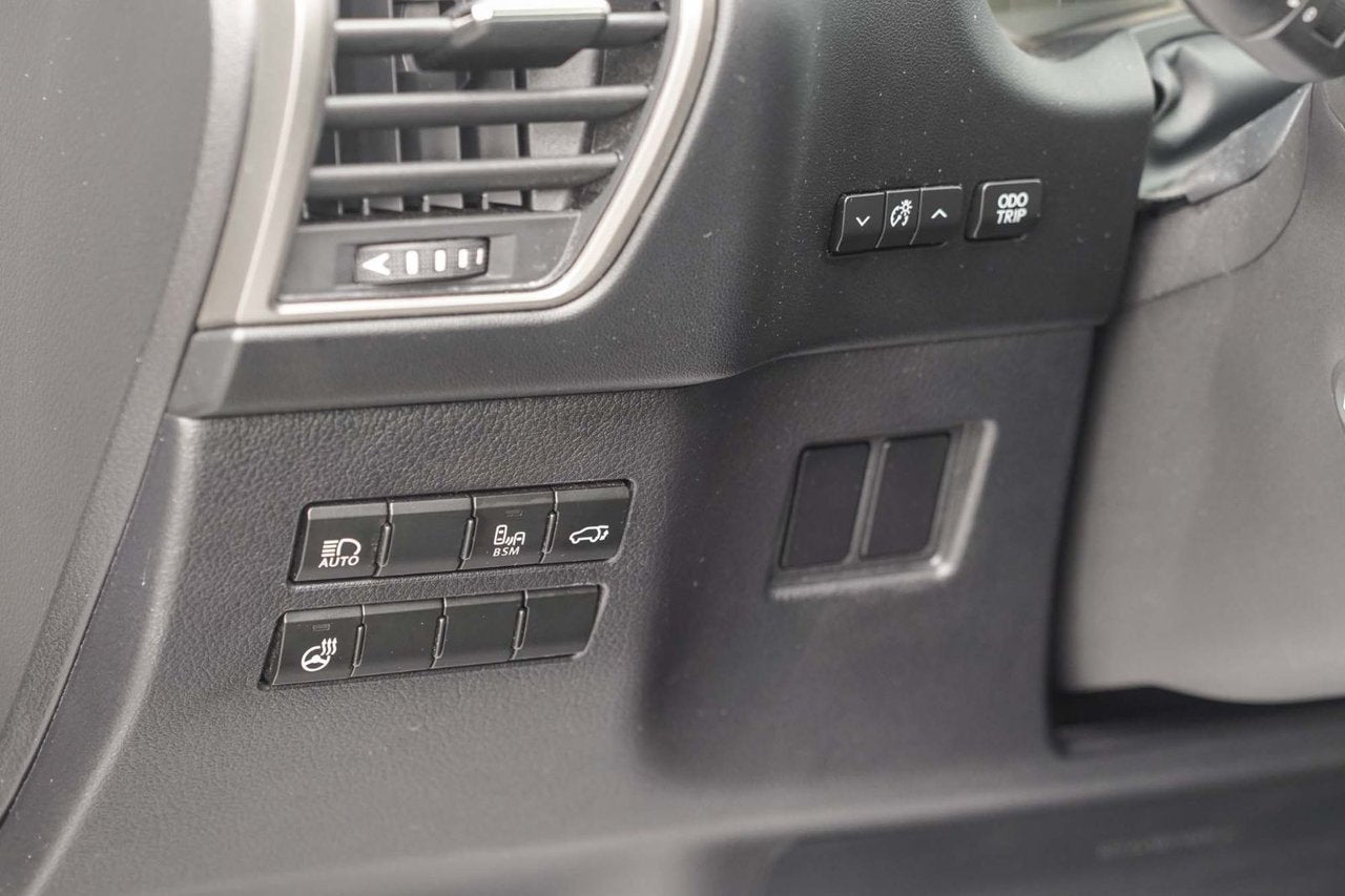2020 Lexus NX 300h 300h PREMIUM HYBRIDE BAS KM CUIR TOIT CARPLAY