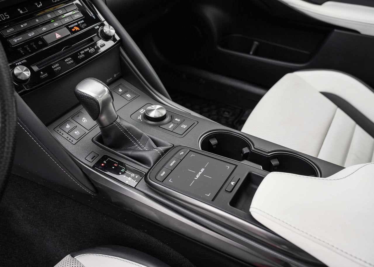 2022 Lexus IS 300 **F SPORT 2 AWD**