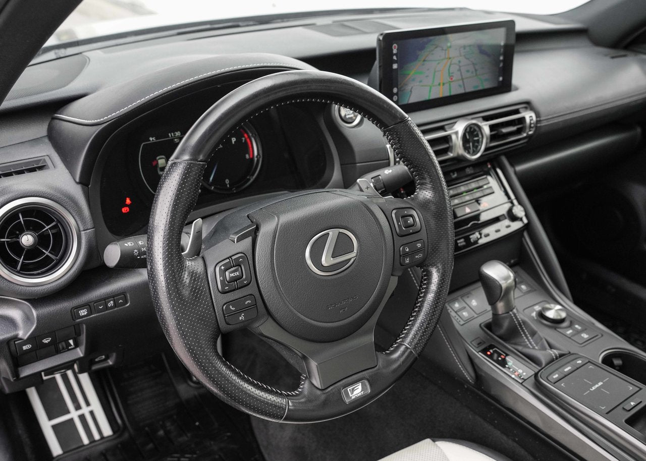 2022 Lexus IS 300 **F SPORT 2 AWD**