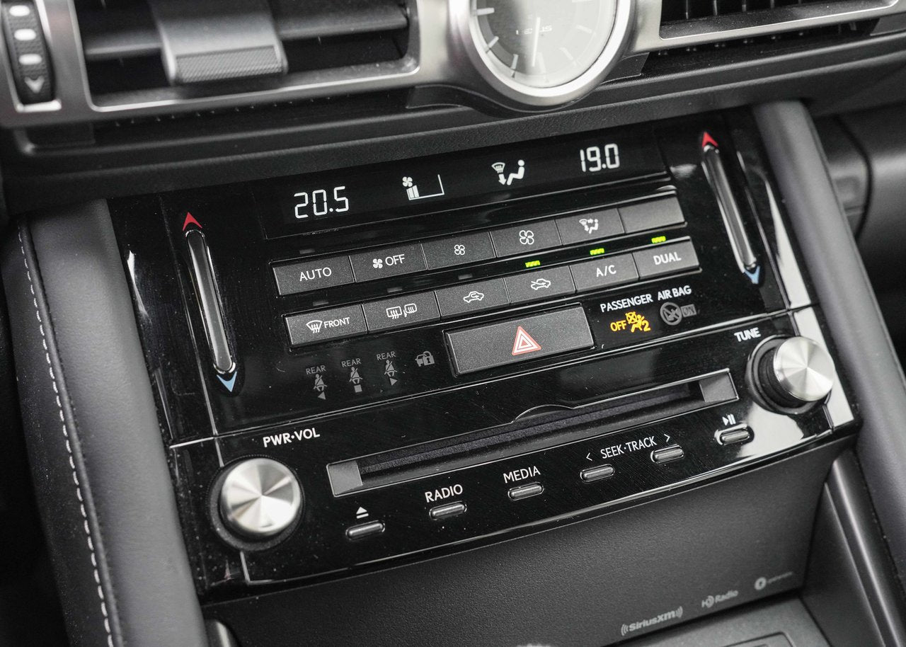 2022 Lexus IS 300 **F SPORT 2 AWD**