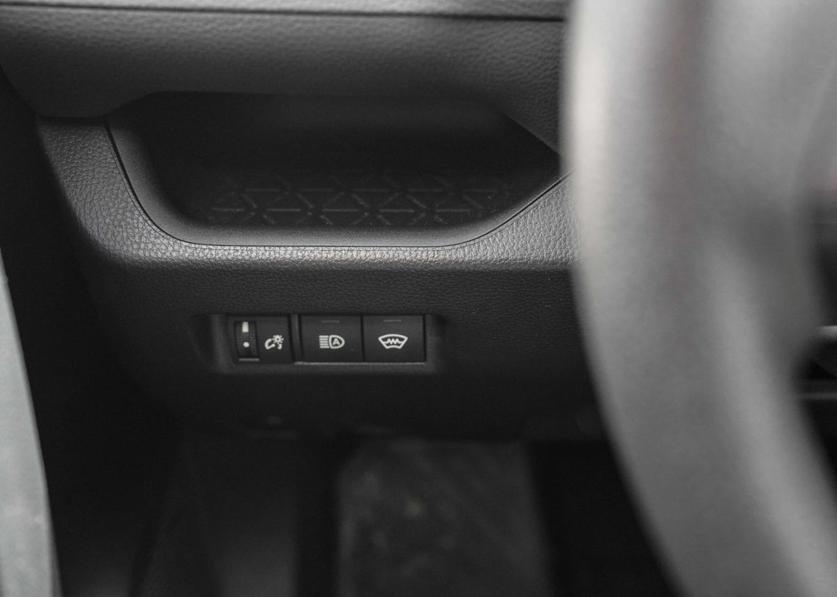 2025 Toyota RAV4 HYBRID LE AWD