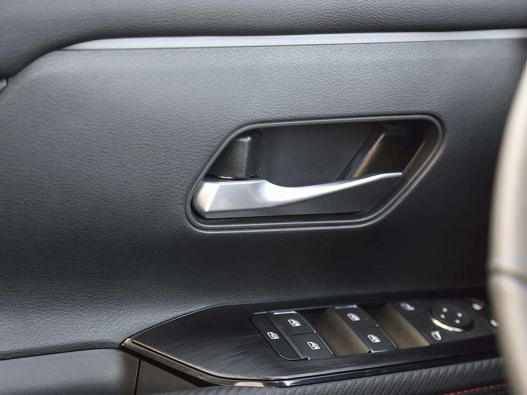 2026 Nissan Kicks SR Premium AWD