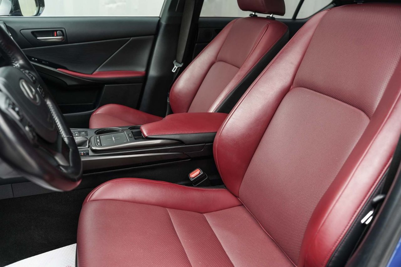 2022 Lexus IS 300 ULTRA LUXE AWD; CUIR TOIT CAMERA 360 AUDIO MAG