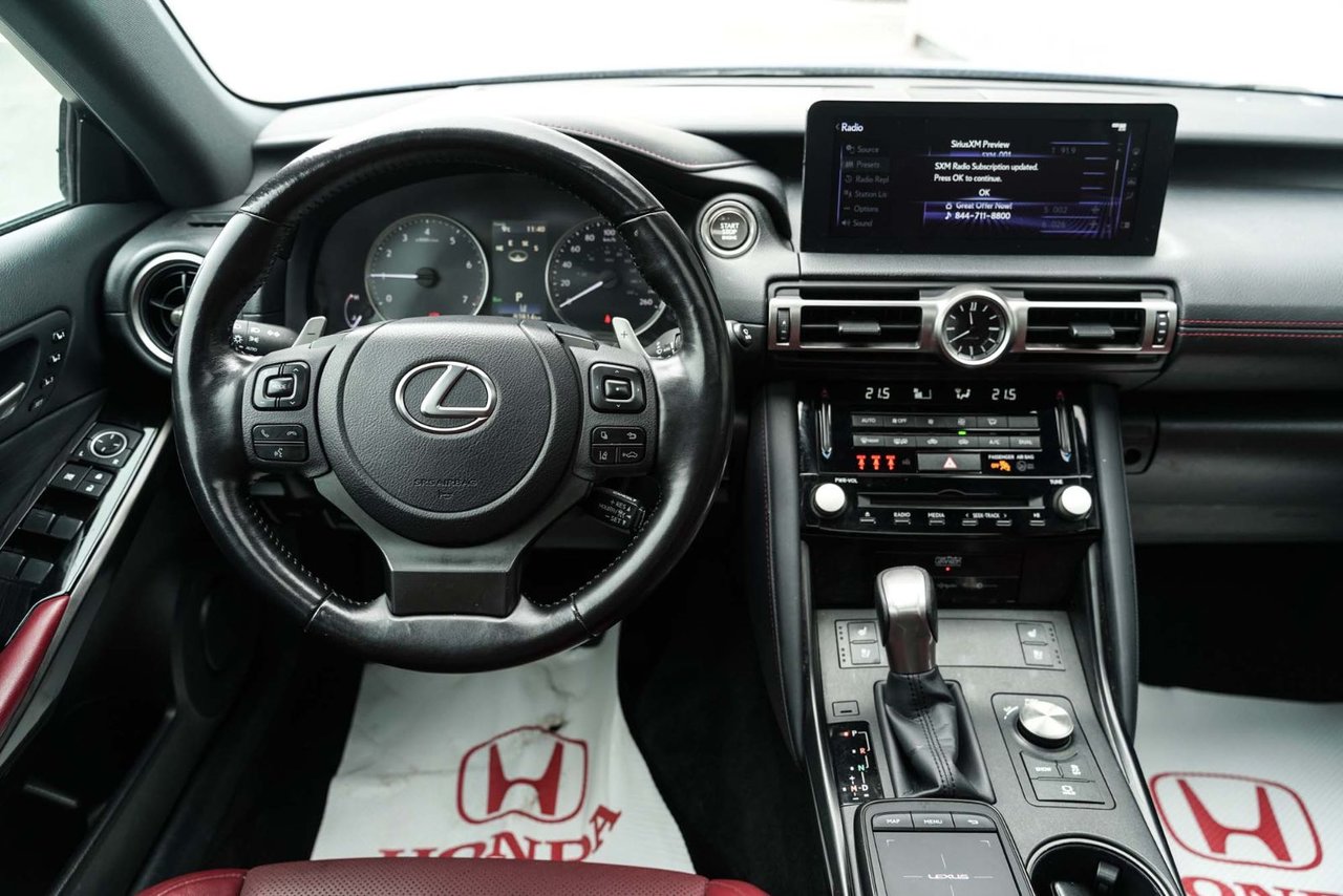 2022 Lexus IS 300 ULTRA LUXE AWD; CUIR TOIT CAMERA 360 AUDIO MAG