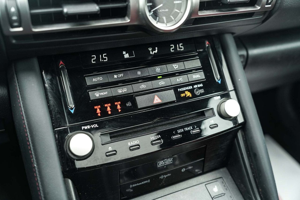 2022 Lexus IS 300 ULTRA LUXE AWD; CUIR TOIT CAMERA 360 AUDIO MAG
