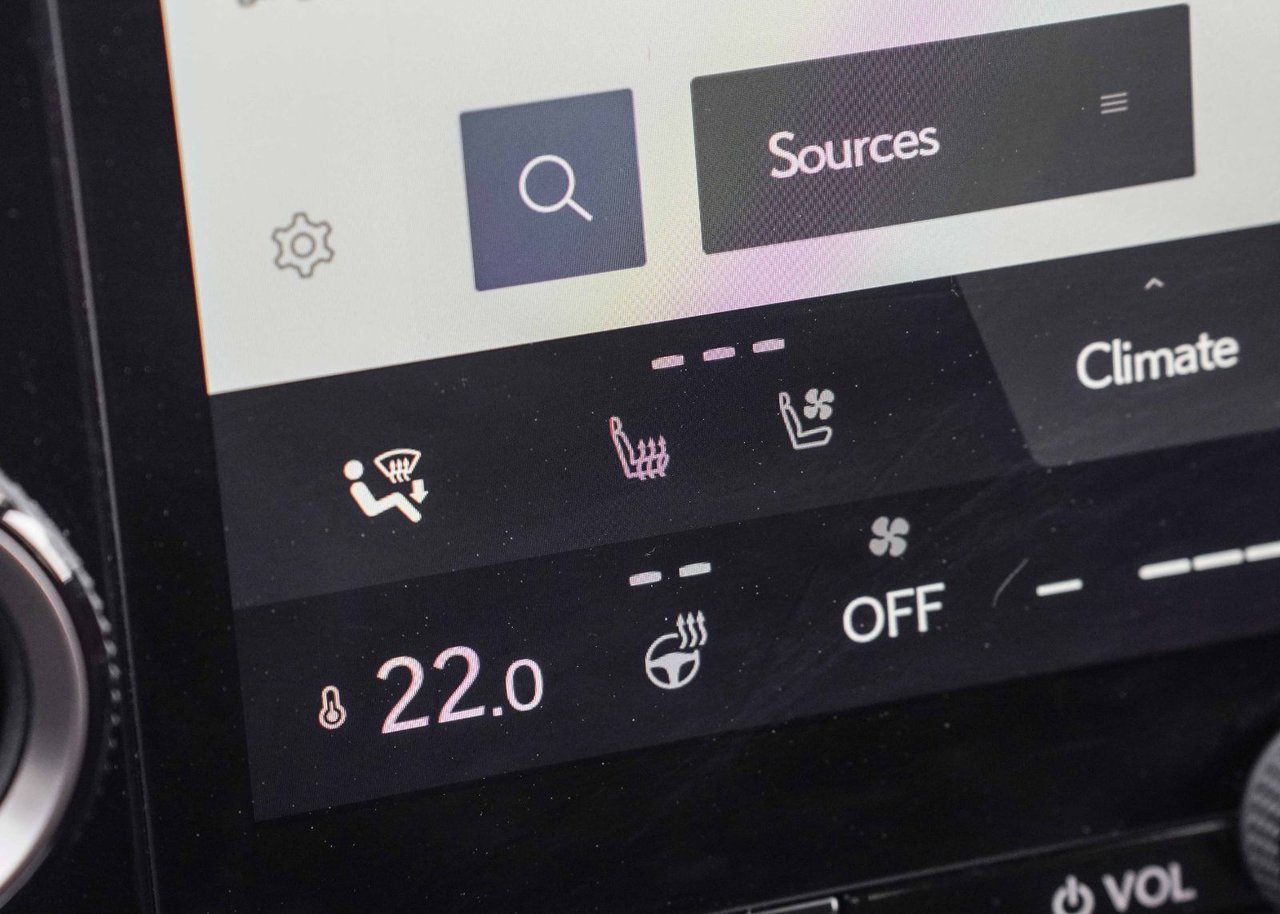 2024 Lexus NX 350h **PREMIUM HYBRIDE**
