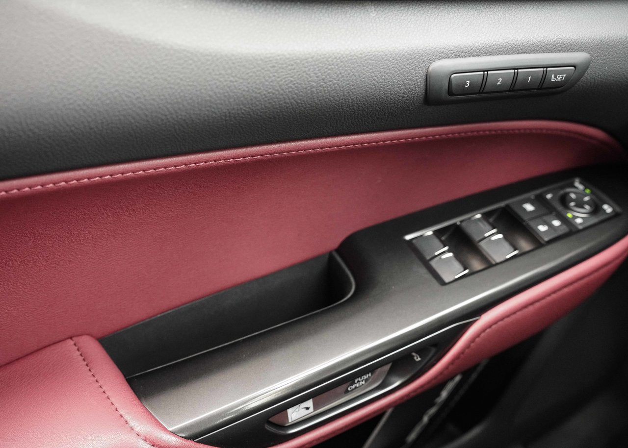 2024 Lexus NX 350h **PREMIUM HYBRIDE**