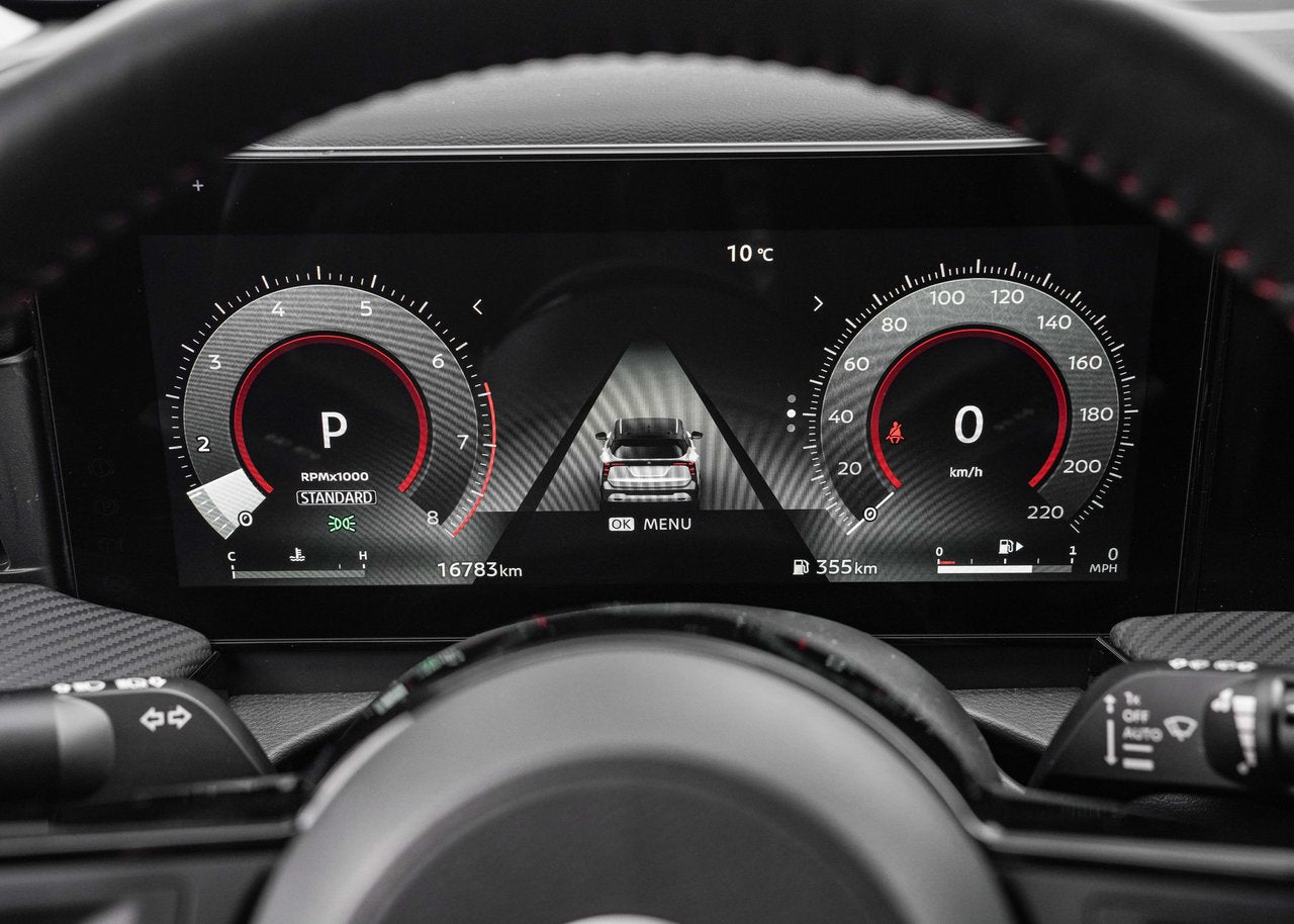 2025 Nissan Kicks SR - Premium