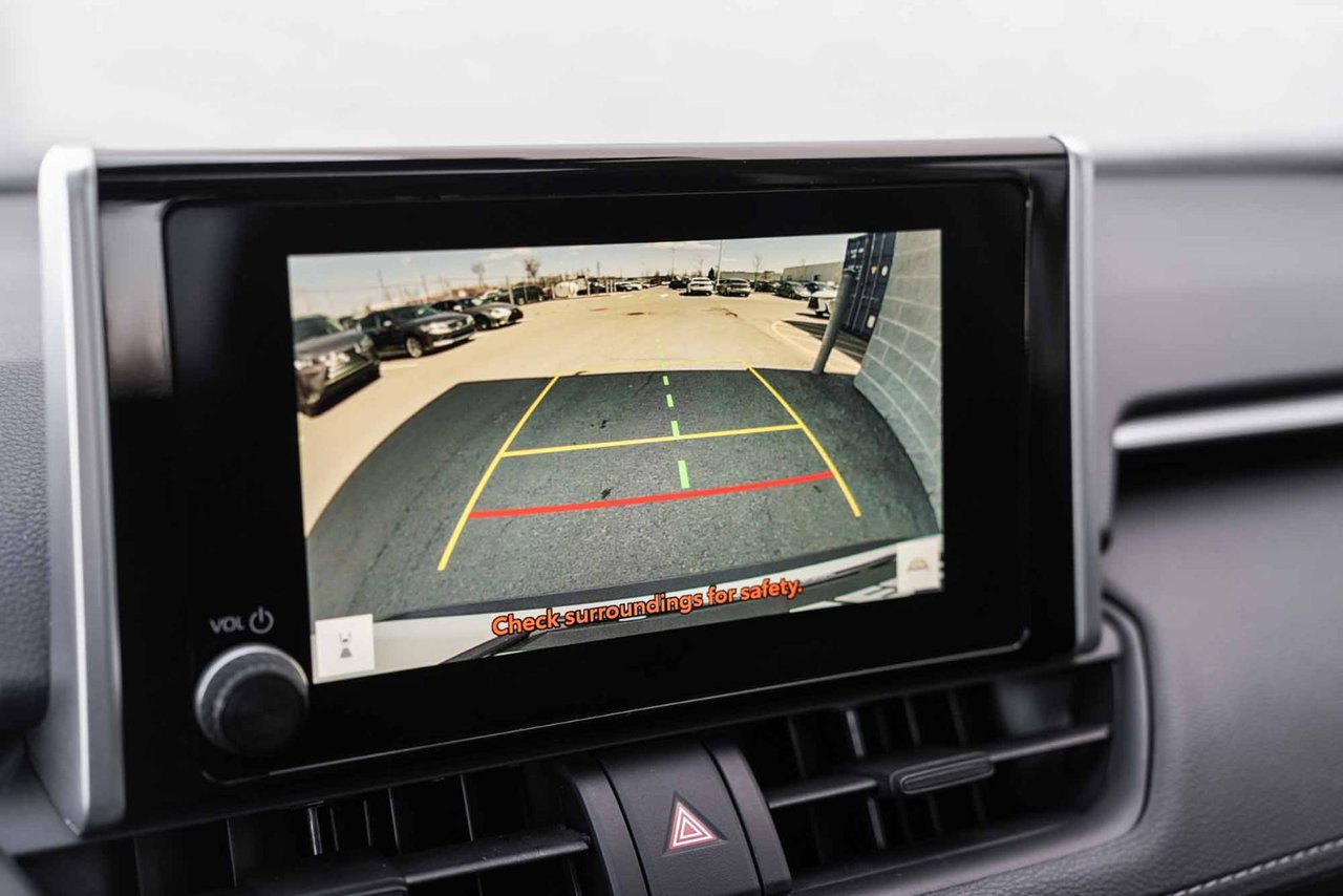 2024 Toyota RAV4 XLE AWD