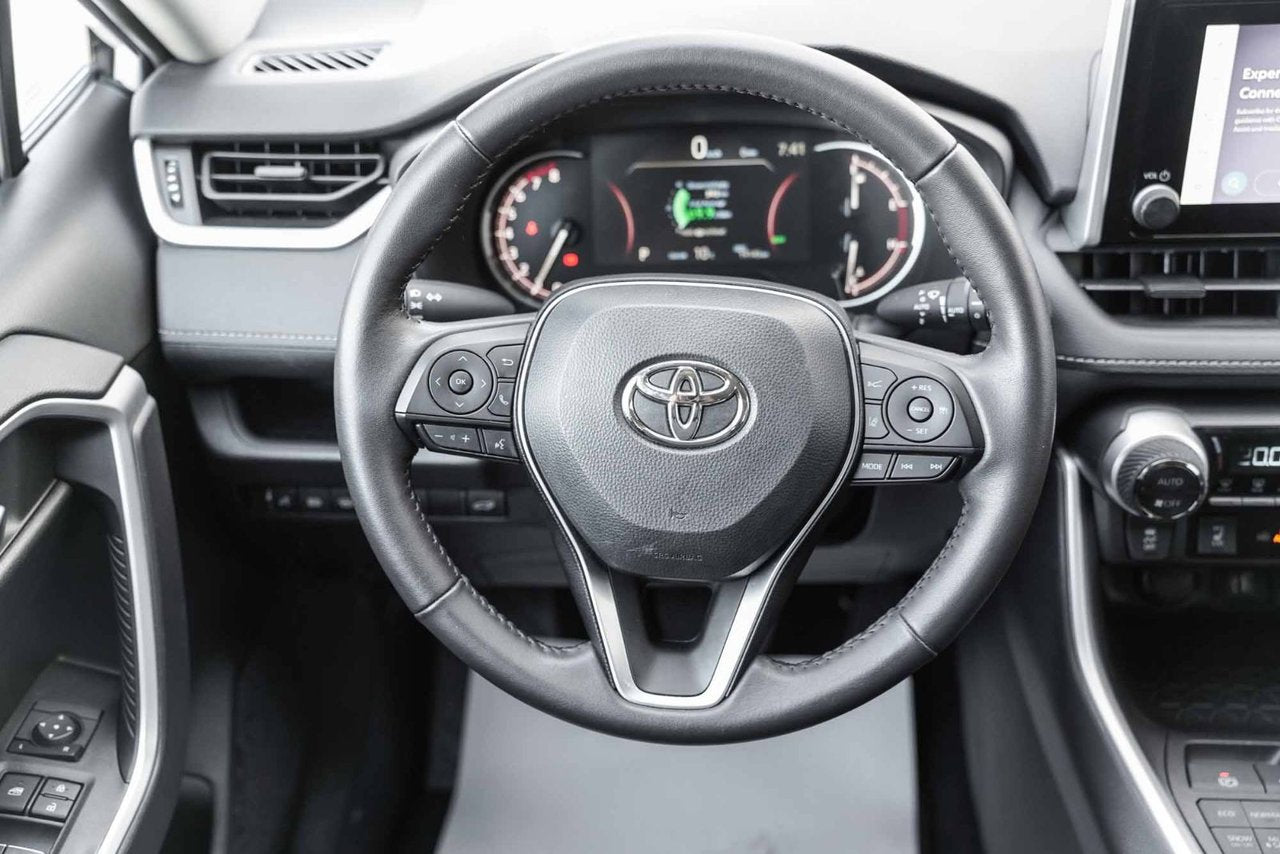 2024 Toyota RAV4 XLE AWD