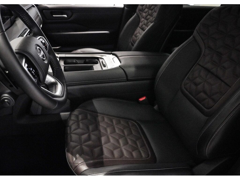 2025 Nissan Armada Platine