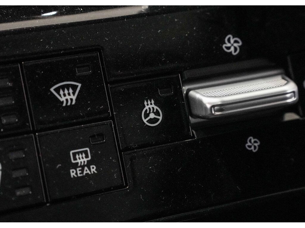 2025 Nissan Armada Platine