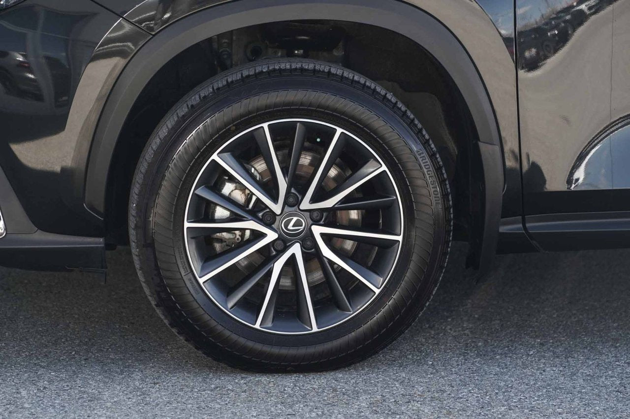 2025 Lexus NX 350h 350h PREMIUM AWD BAS KM CUIR CARPLAY