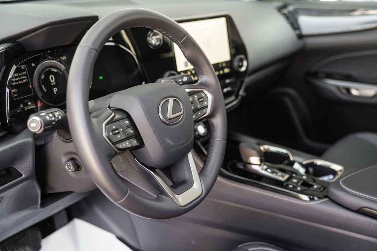 2025 Lexus NX 350h 350h PREMIUM AWD BAS KM CUIR CARPLAY