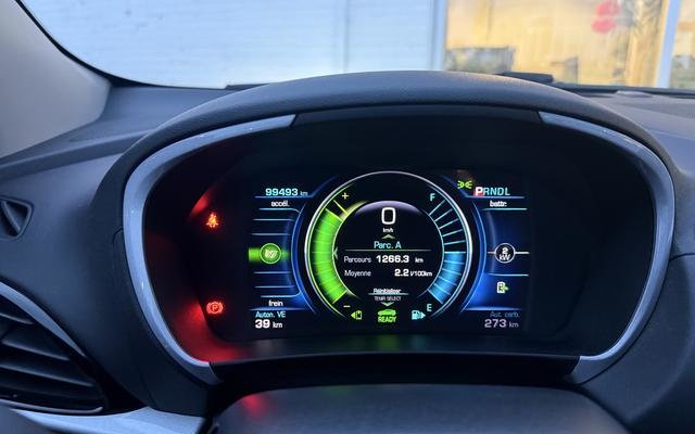 2017 Chevrolet Volt LT; CUIR CAMERA SIEGES+VOLANT CHAUFFANT *GARANTIE*