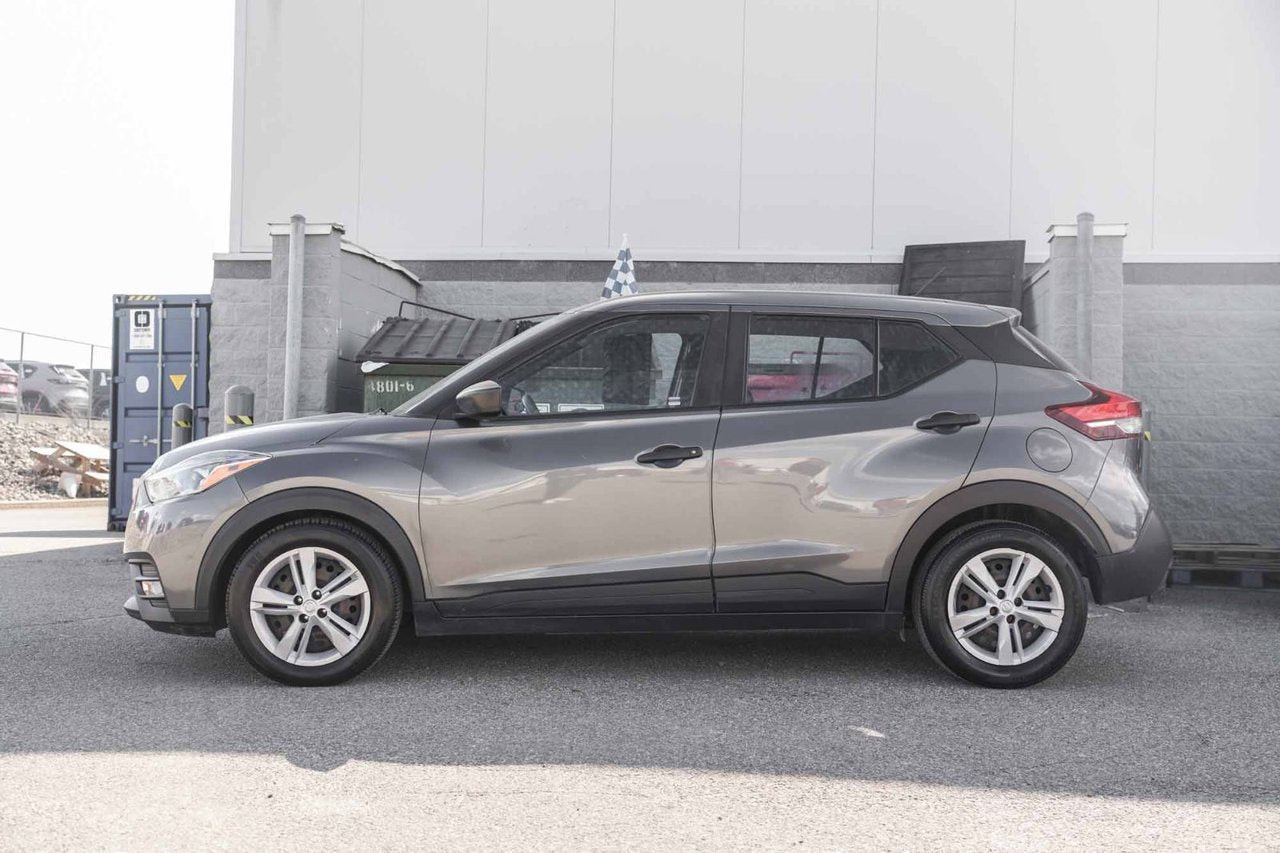 2019 Nissan Kicks S