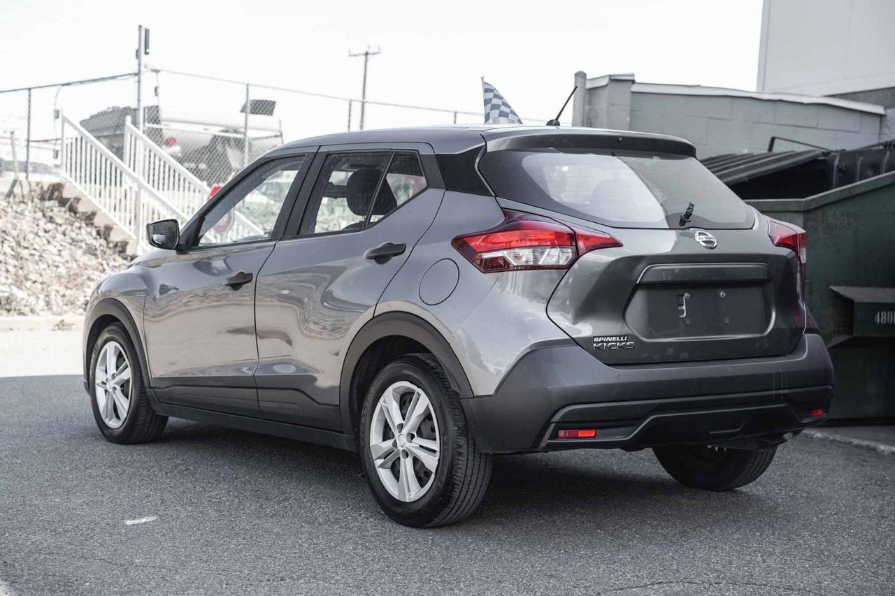 2019 Nissan Kicks S