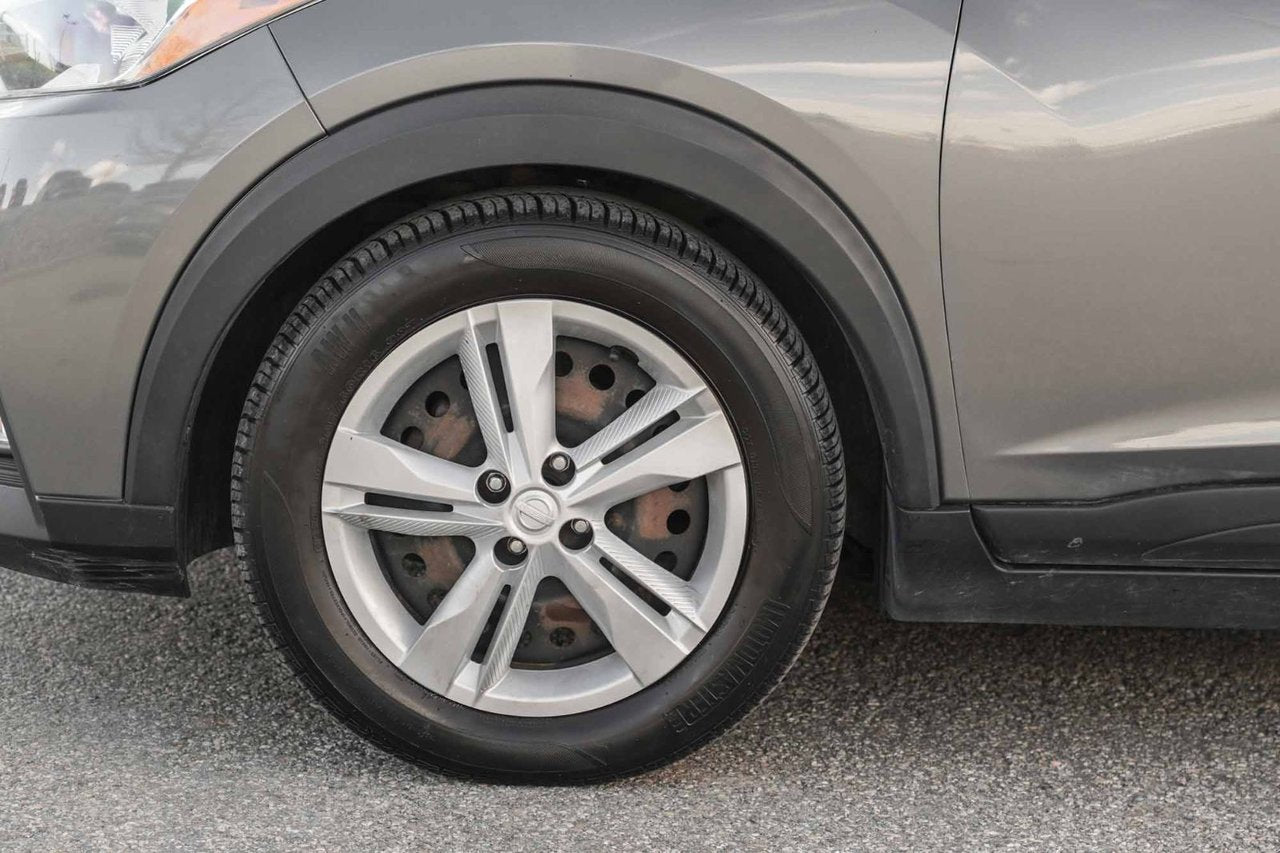 2019 Nissan Kicks S