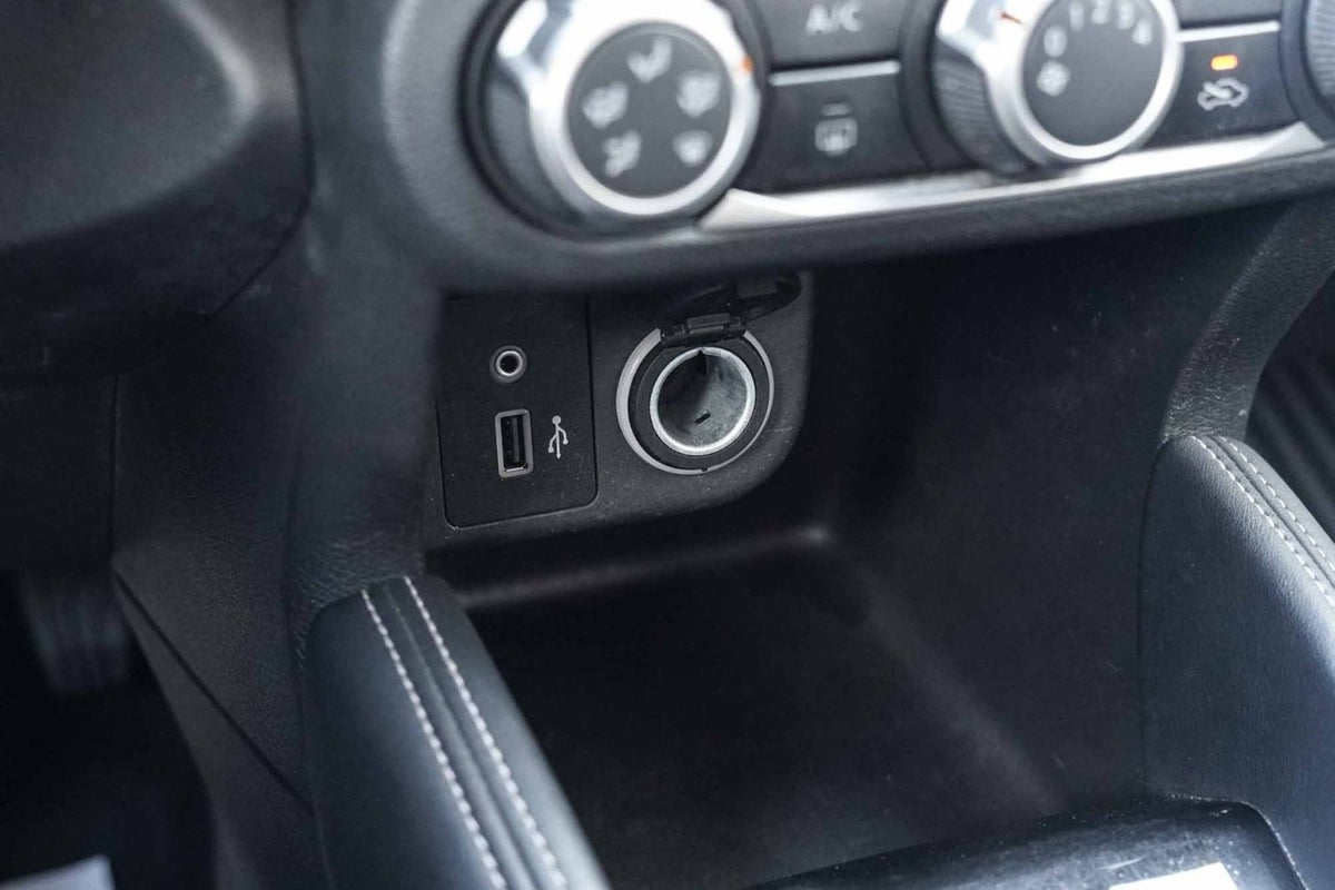 2019 Nissan Kicks S