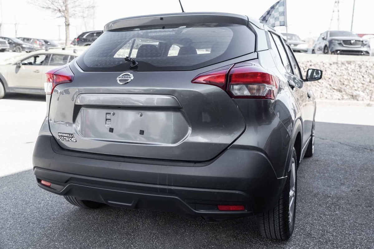 2019 Nissan Kicks S