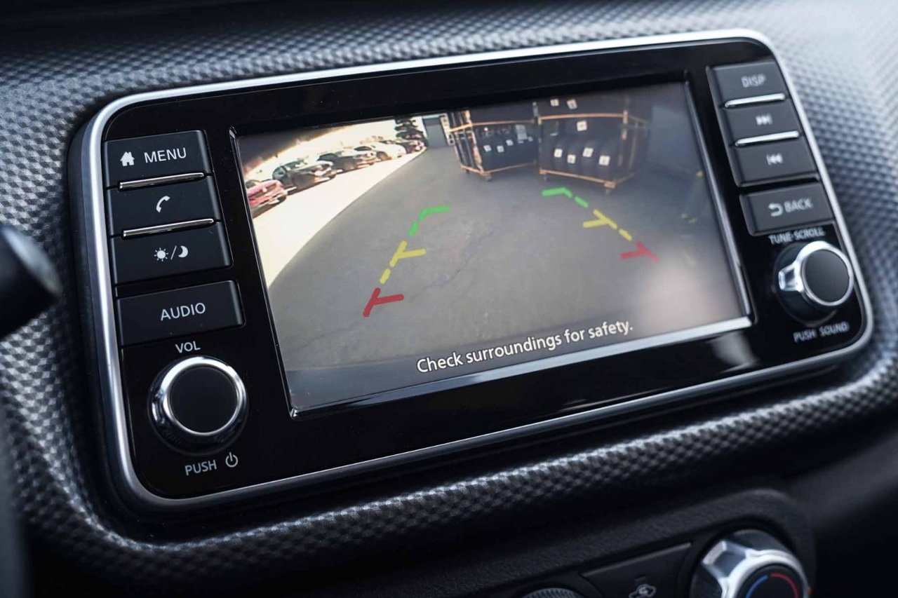 2019 Nissan Kicks S
