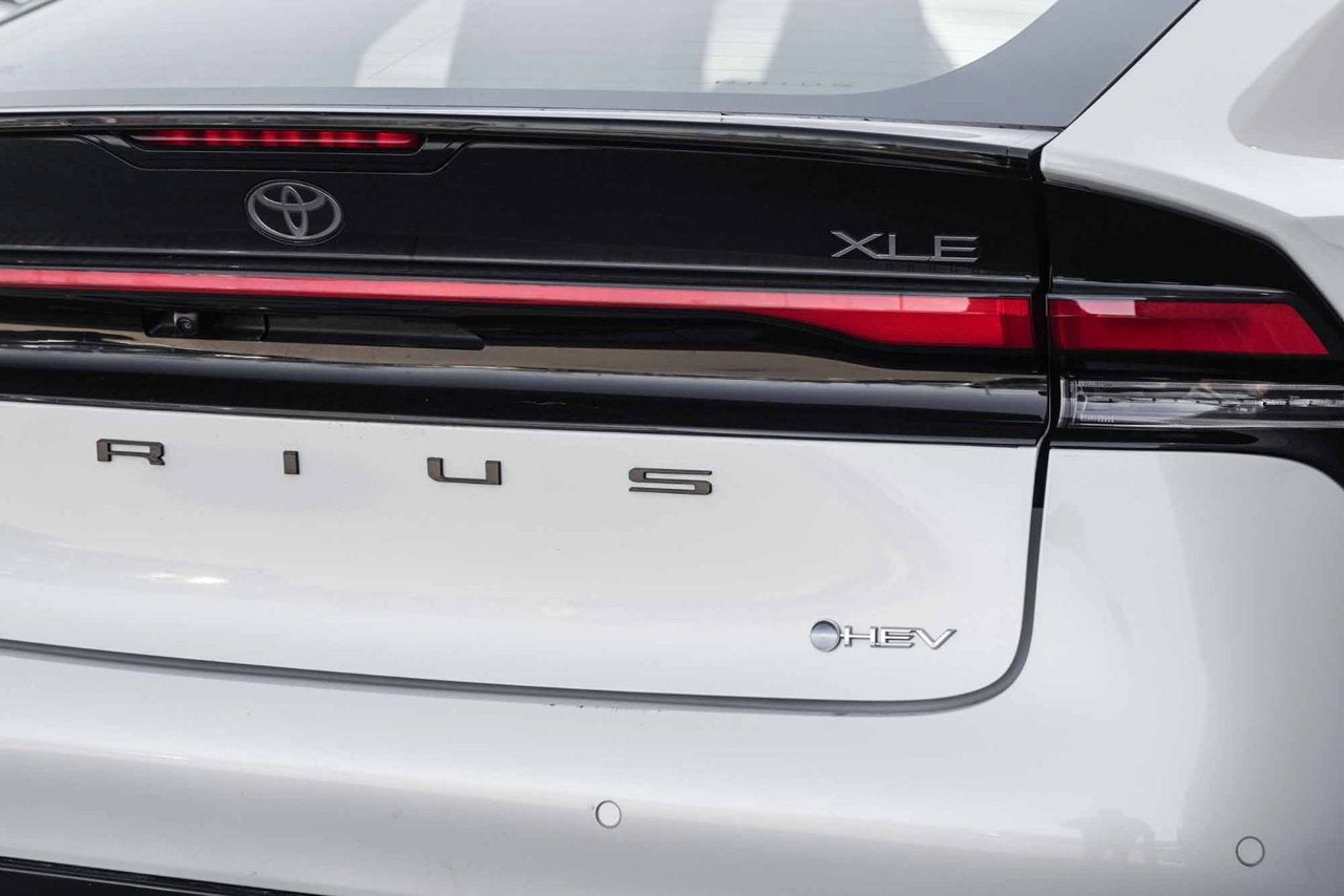2024 Toyota Prius XLE AWD HYBRID