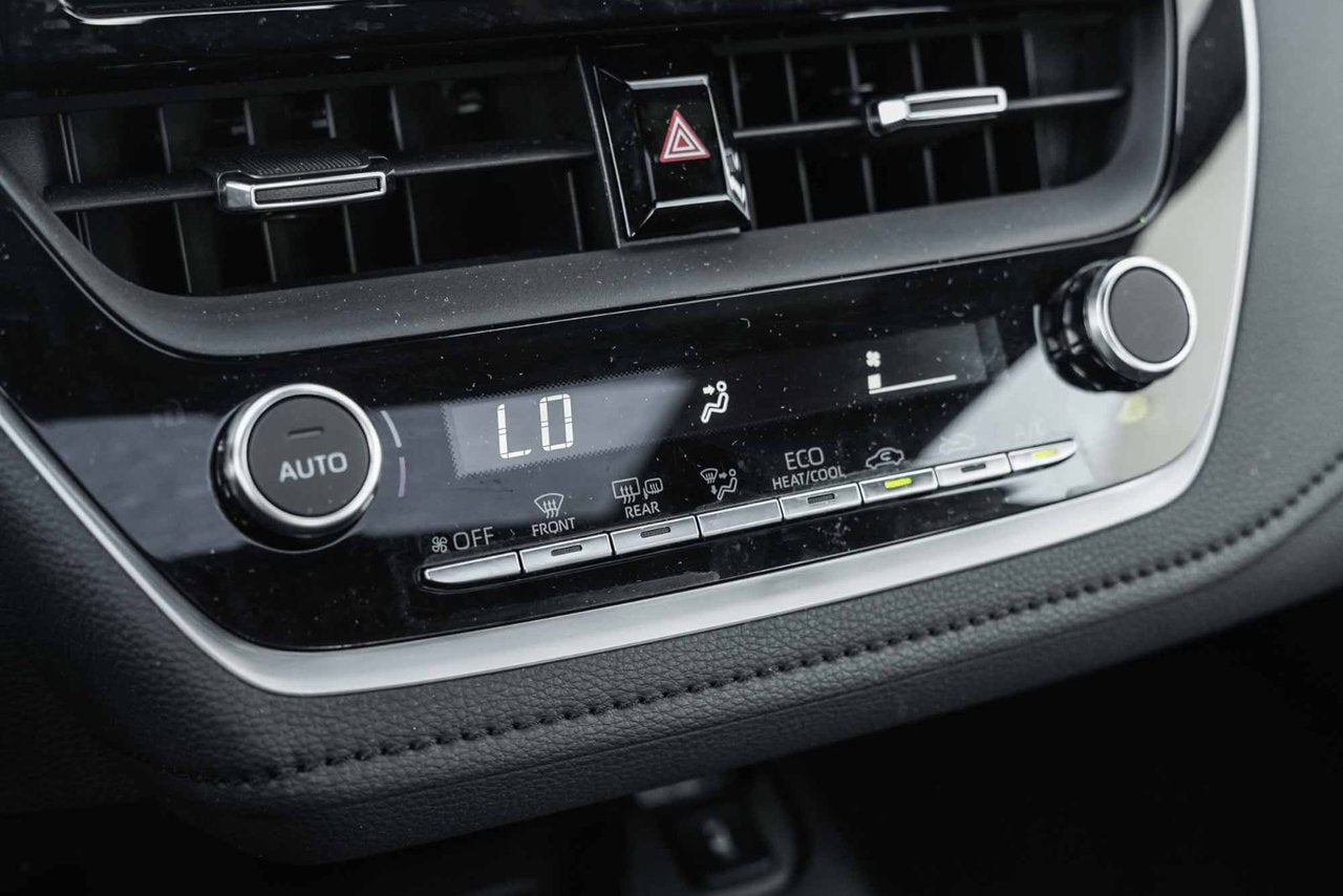 2023 Toyota Corolla SE AWD HYBRID