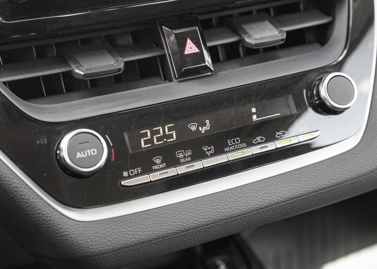 2023 Toyota Corolla HYBRID LE