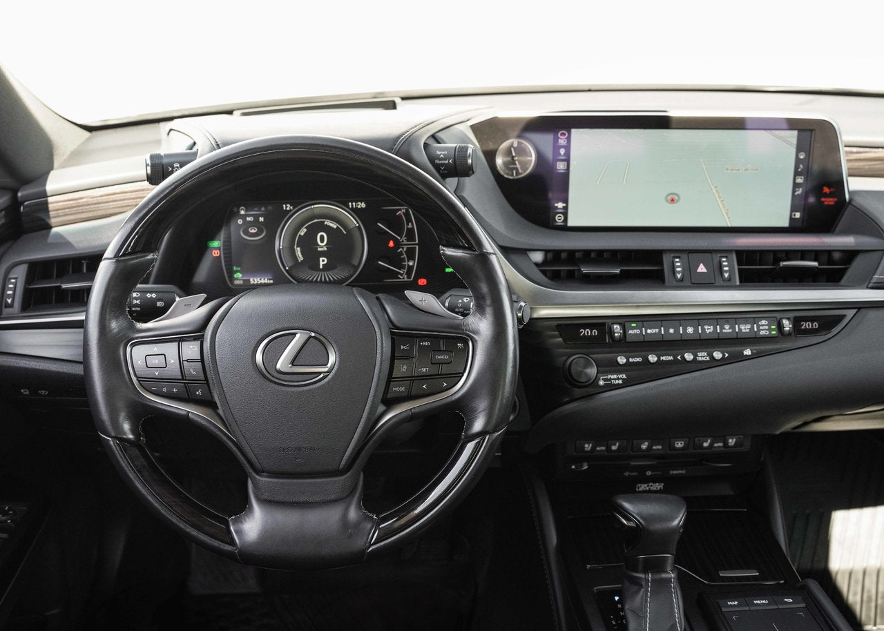 2019 Lexus ES 300h **ULTRA LUXURY HYBRIDE**