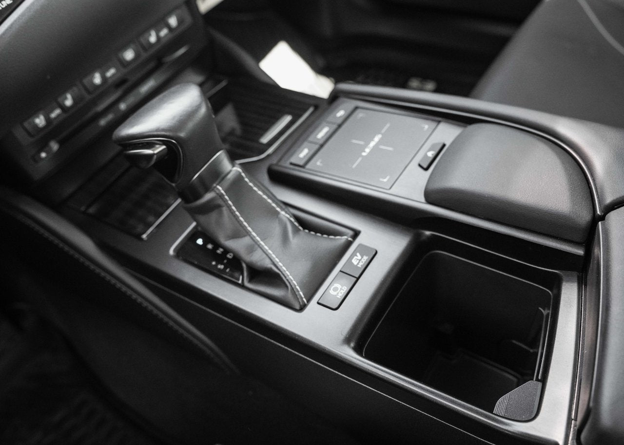 2019 Lexus ES 300h **ULTRA LUXURY HYBRIDE**