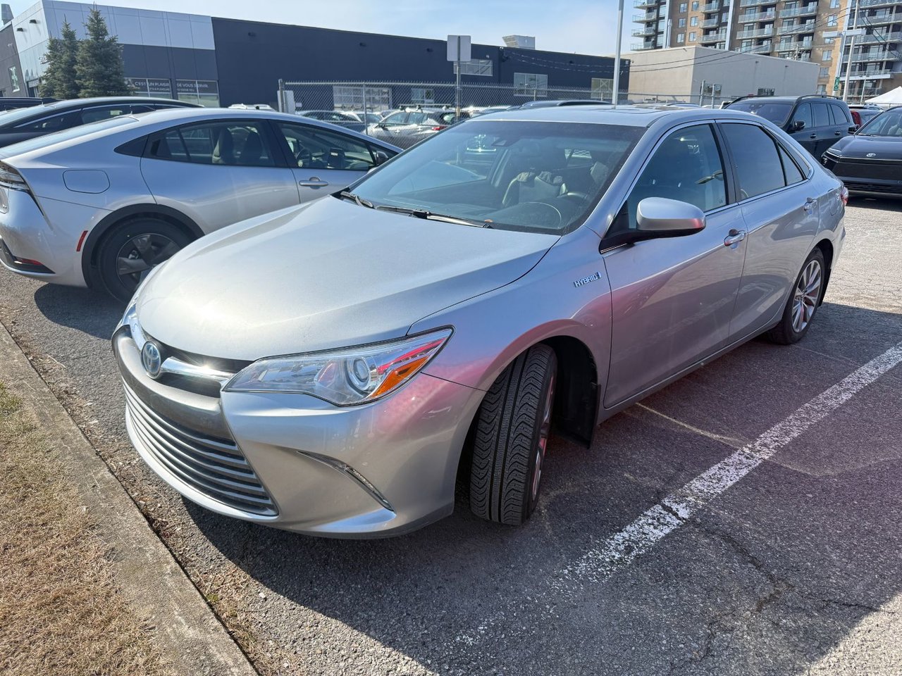 2017 Toyota Camry Hybrid XLE