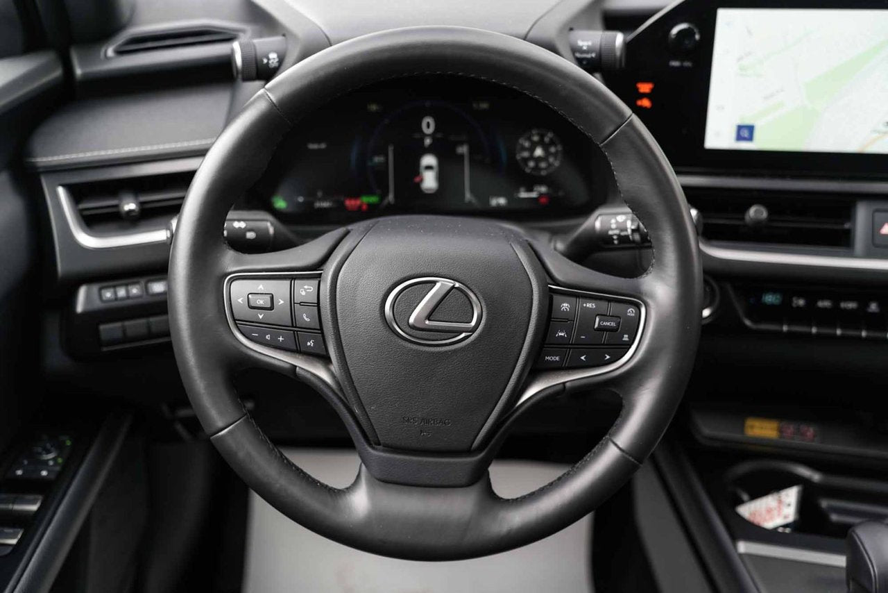 2025 Lexus UX 300h LUXURY AWD BAS KM CUIR TOIT NAVI CARPLAY