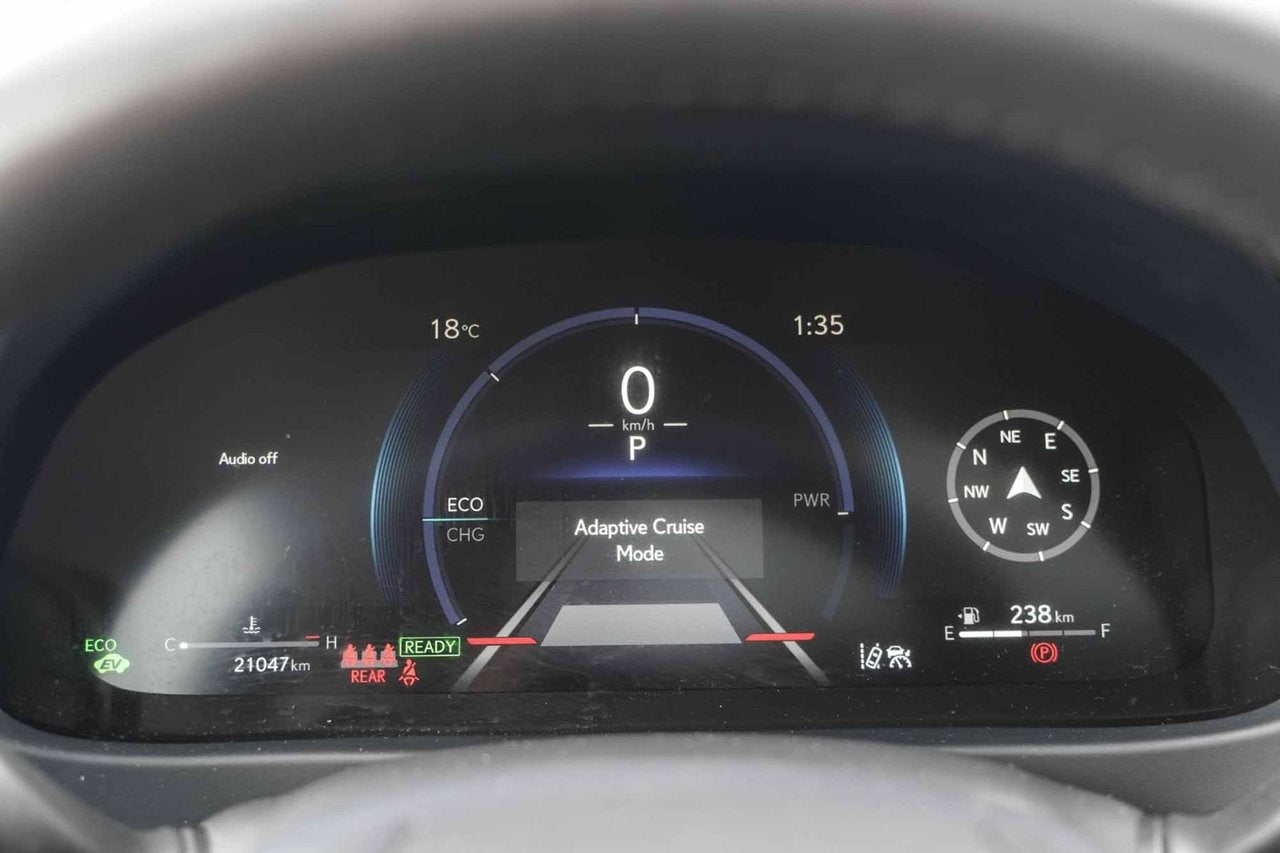 2025 Lexus UX 300h LUXURY AWD BAS KM CUIR TOIT NAVI CARPLAY
