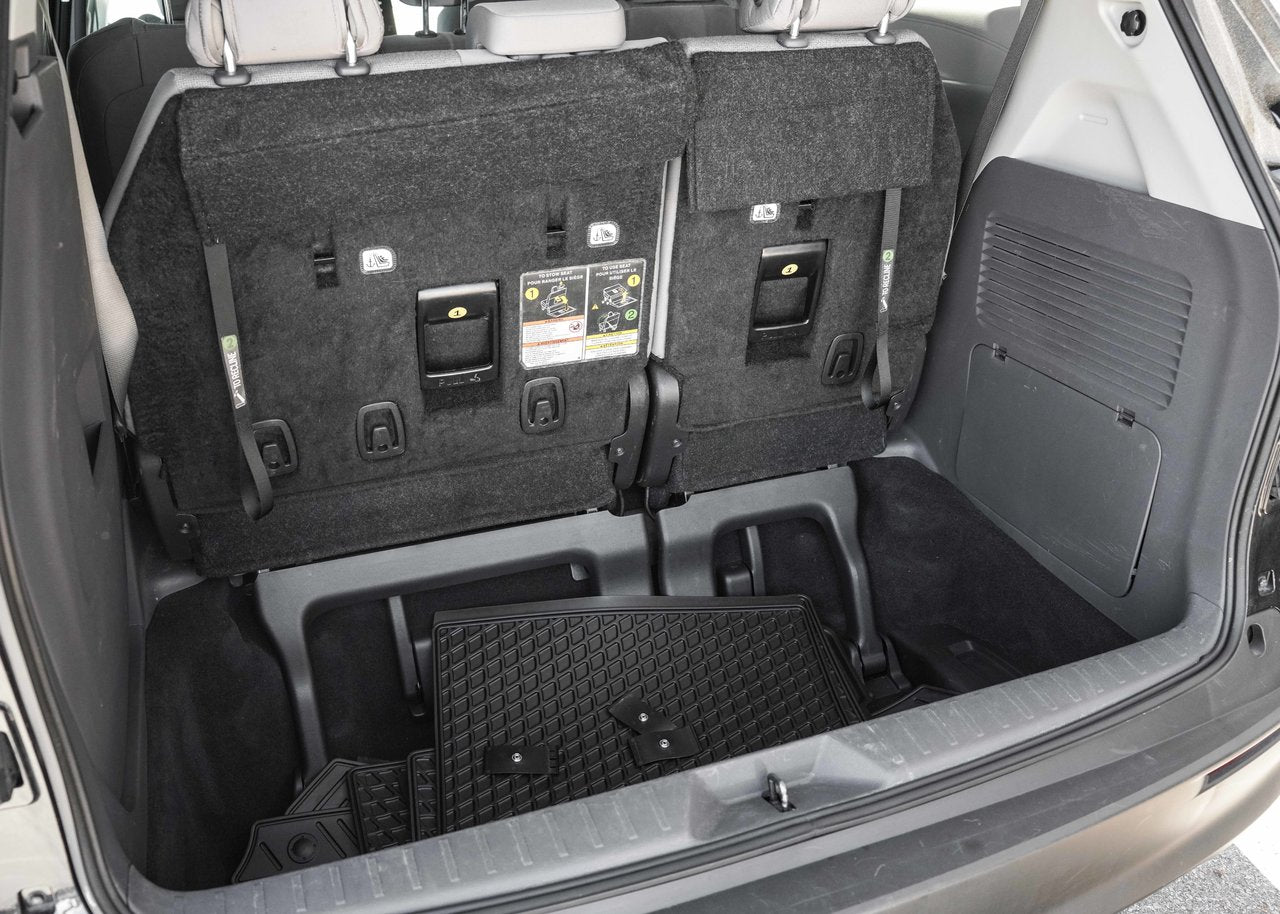 2024 Toyota Sienna LE AWD HYBRID