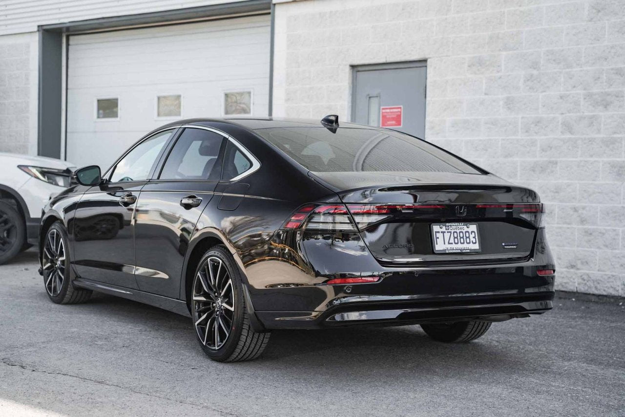2026 Honda Accord Hybrid TOURING