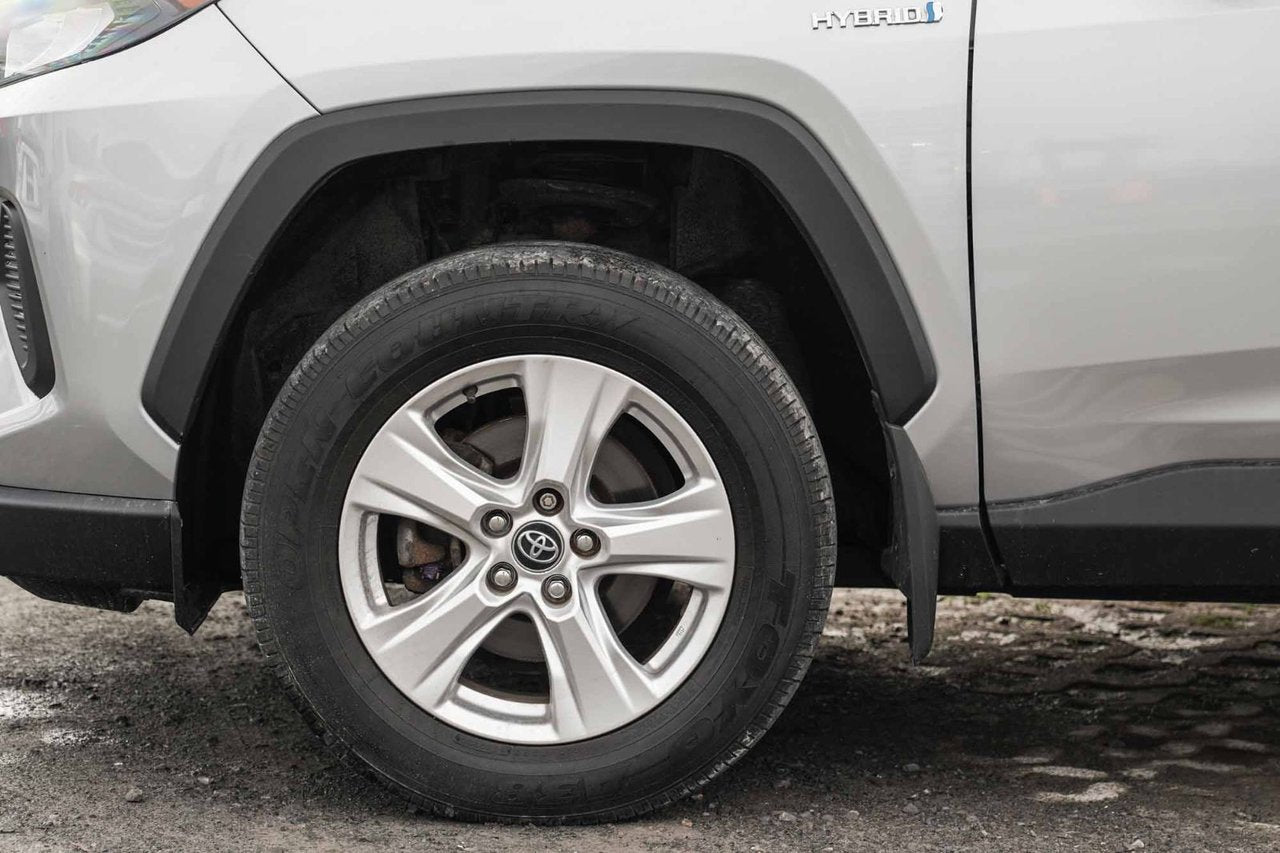 2020 Toyota RAV4 HYBRID LE AWD