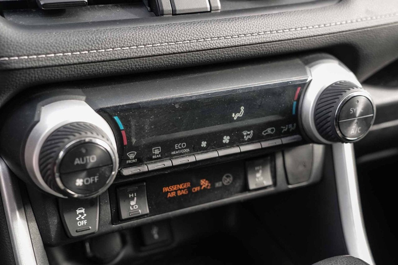 2020 Toyota RAV4 HYBRID LE AWD