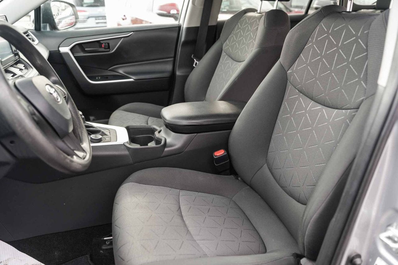 2020 Toyota RAV4 HYBRID LE AWD