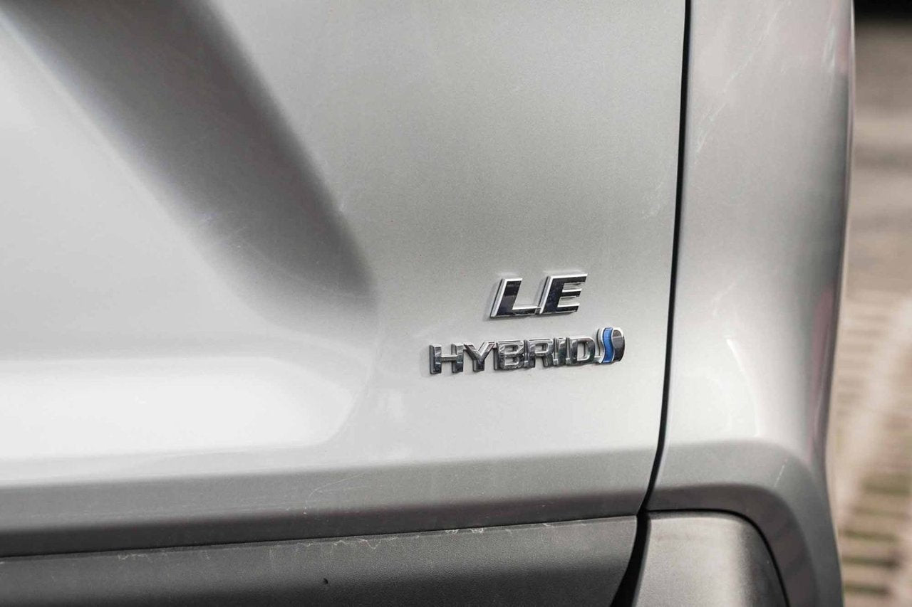 2020 Toyota RAV4 HYBRID LE AWD