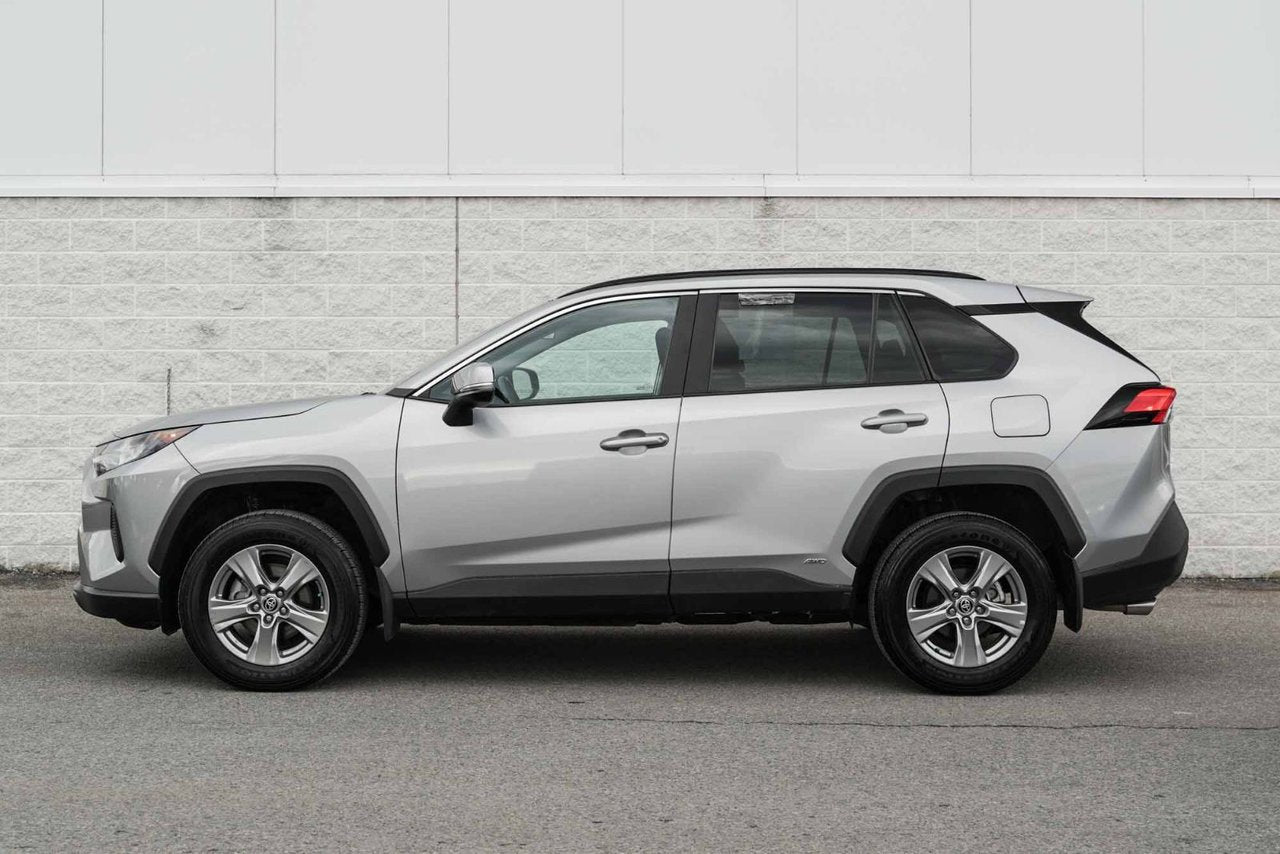 2024 Toyota RAV4 Hybrid LE AWD