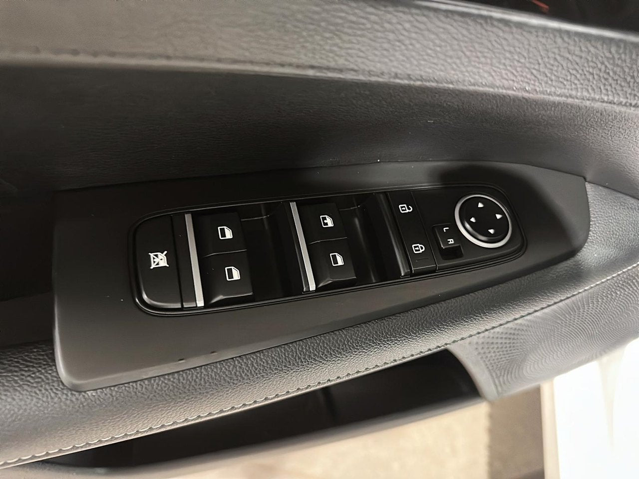 2023 Kia Forte EX