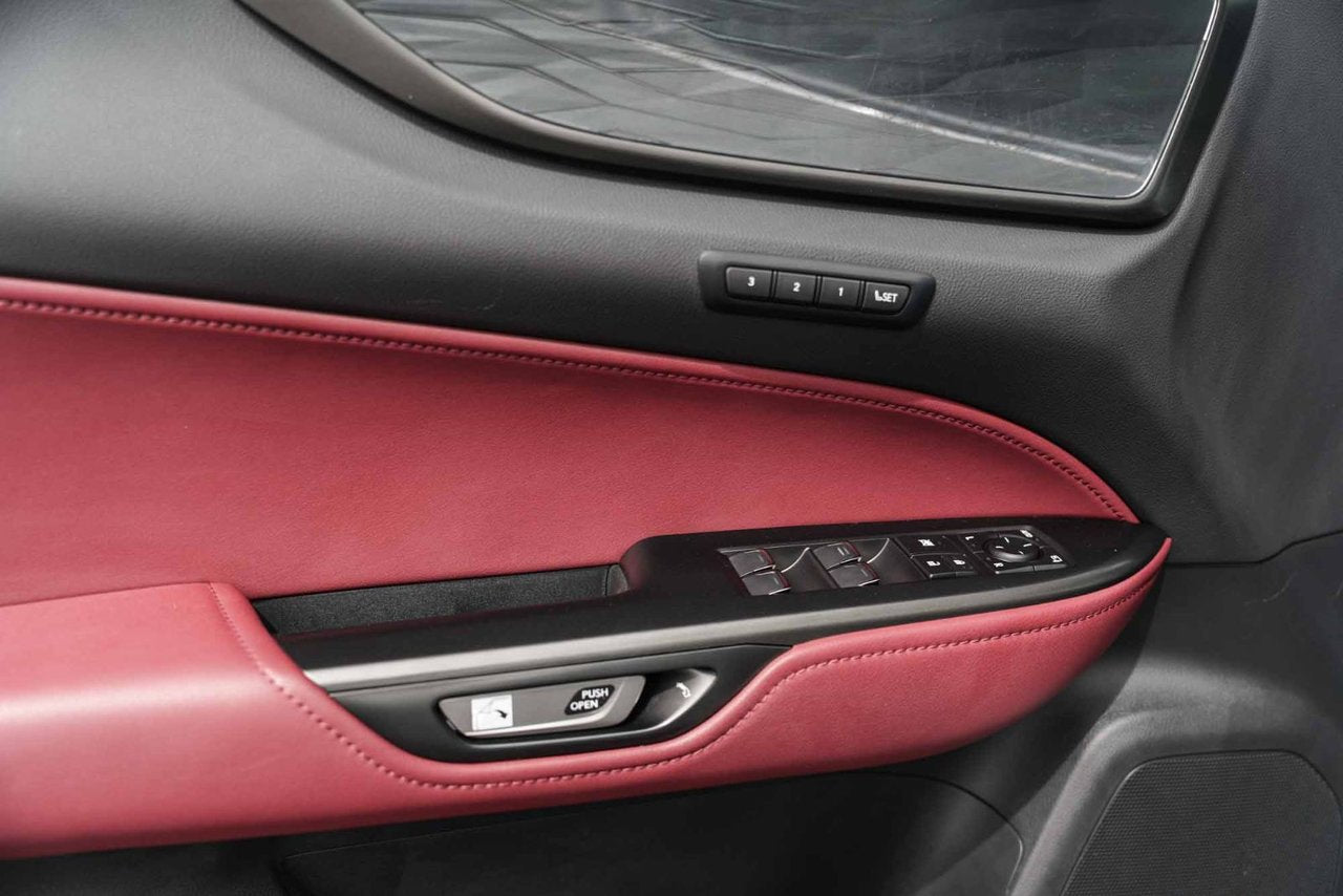 2024 Lexus NX 350h 350h LUXURY AWD CUIR ROUGE TOIT PANO CARPLAY NAVI