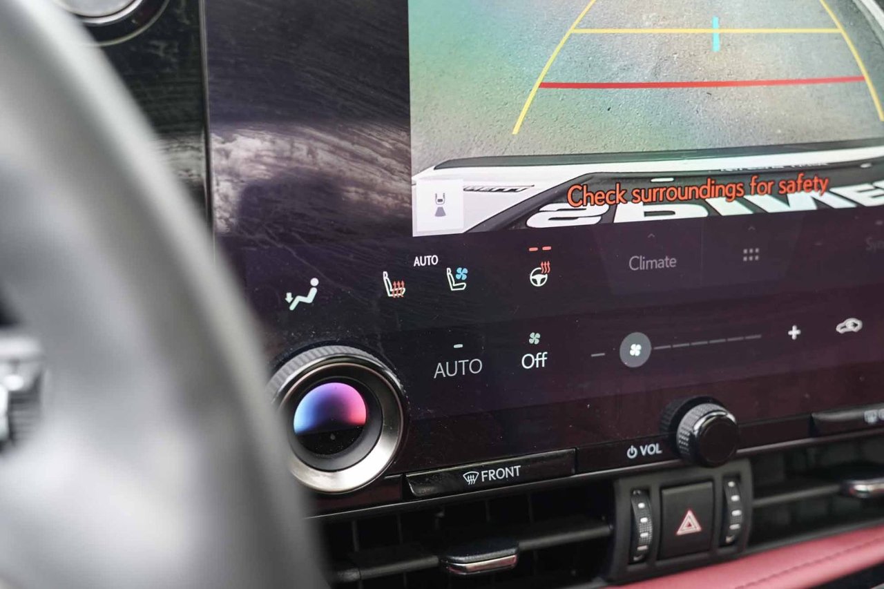 2024 Lexus NX 350h 350h LUXURY AWD CUIR ROUGE TOIT PANO CARPLAY NAVI