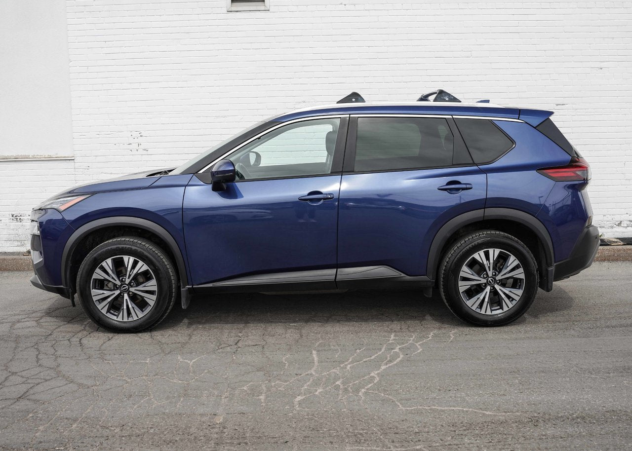 2023 Nissan Rogue SV Moonroof