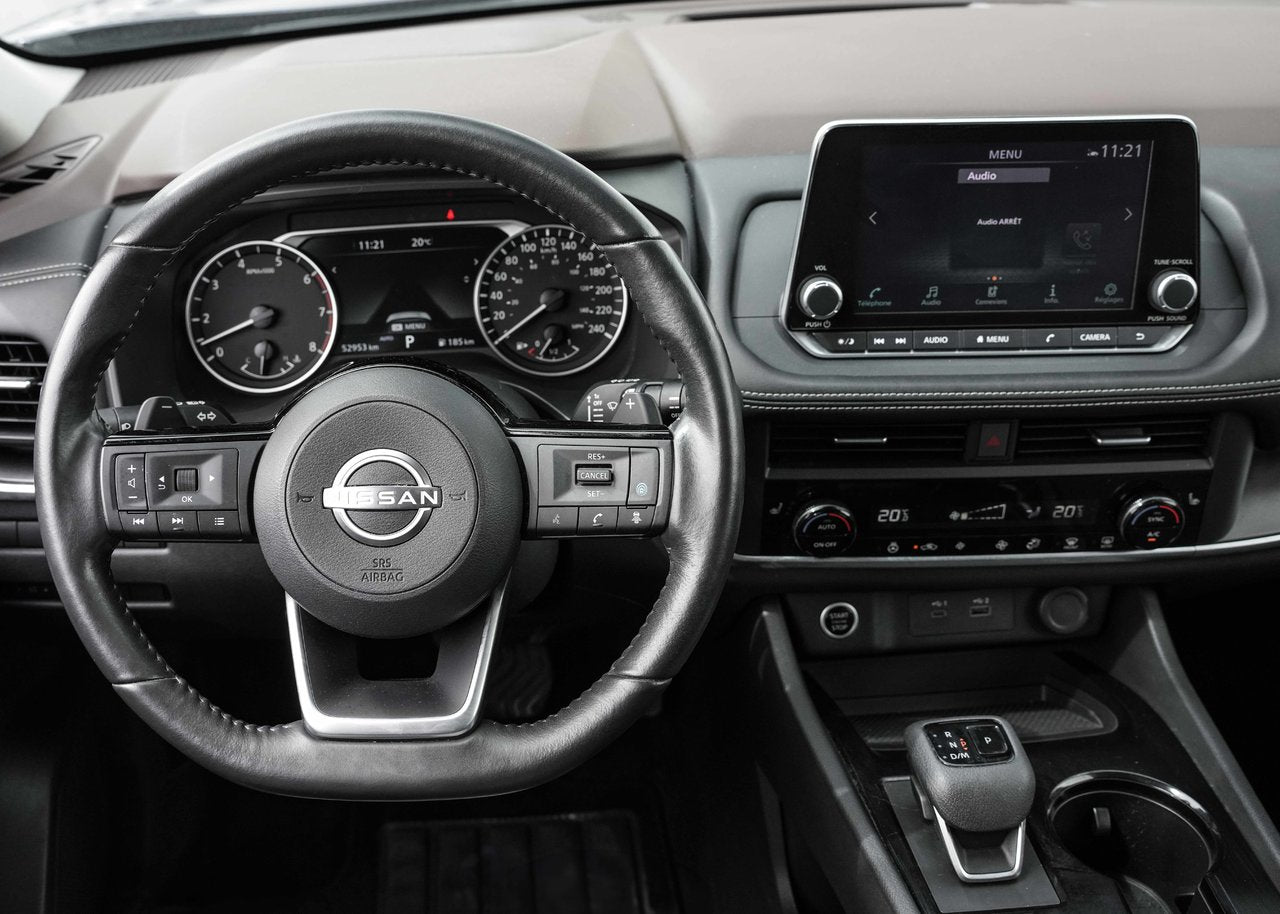 2023 Nissan Rogue SV Moonroof