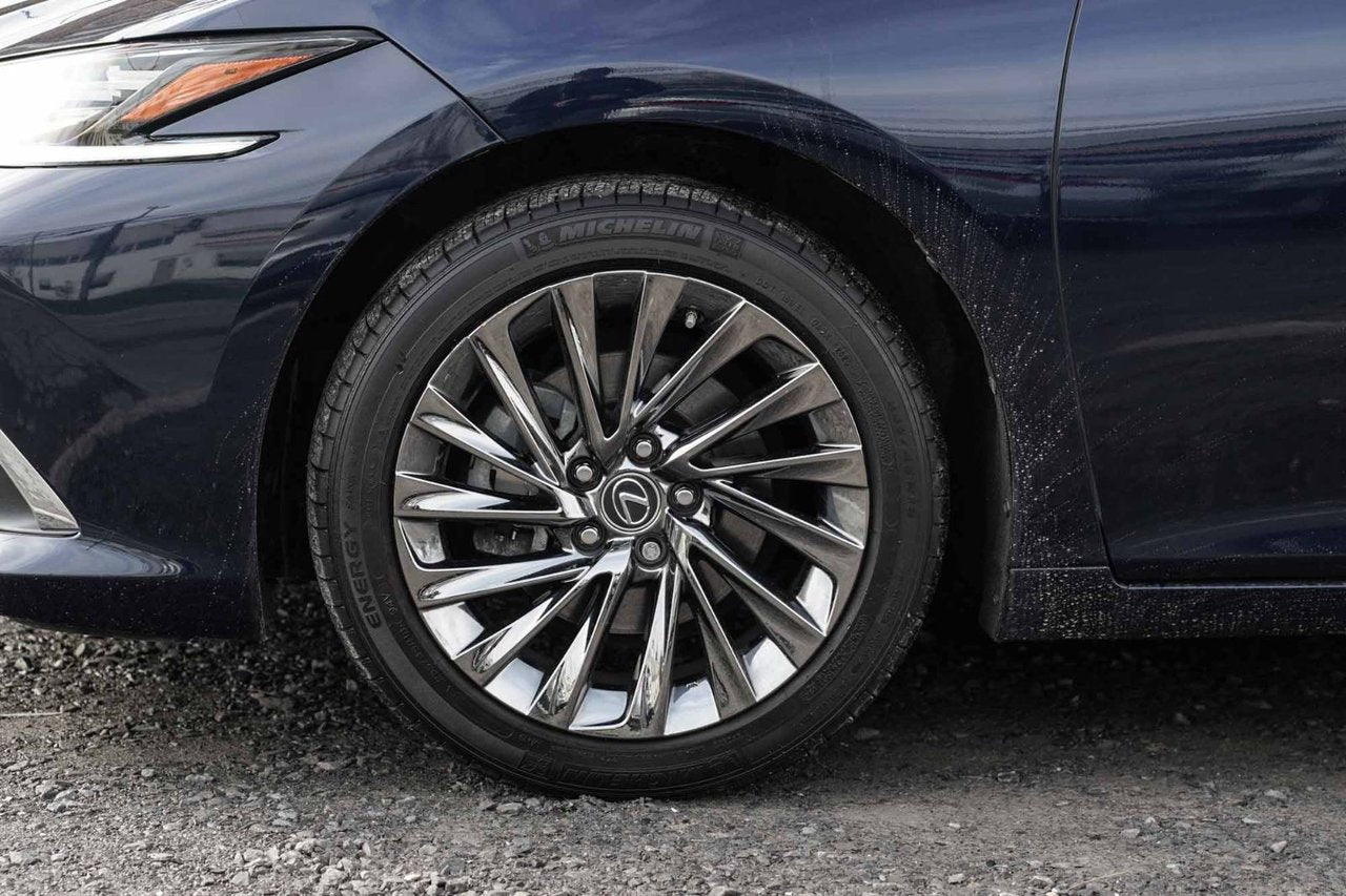 2024 Lexus ES 300H ULTRA LUXURY